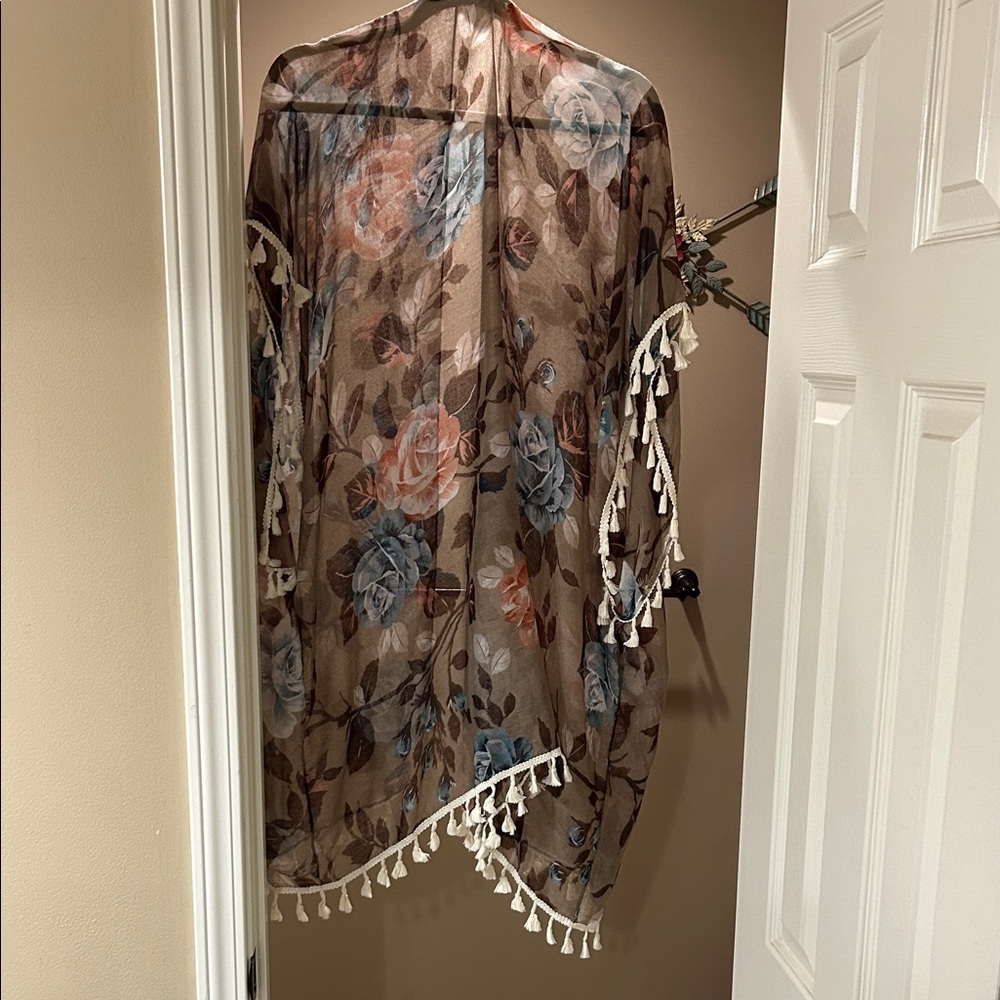 Source Unknown Floral Kimono with Tassels